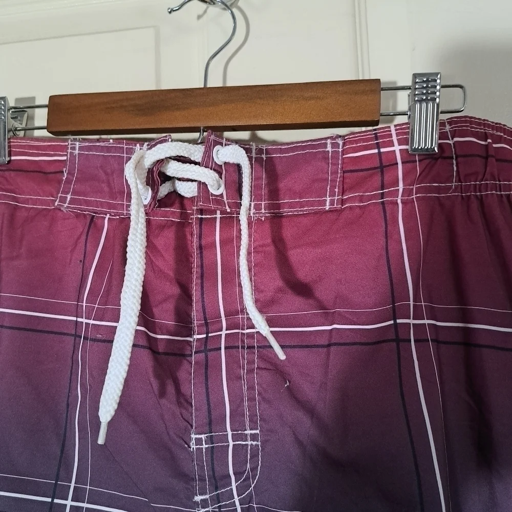 American Crown ombre swimming trunks size large